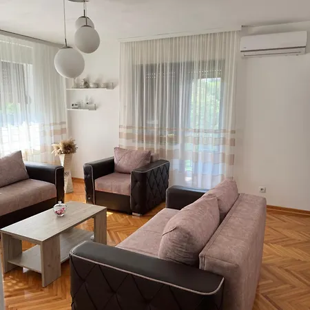 Stan Na Dan Apartment Vrdnik
