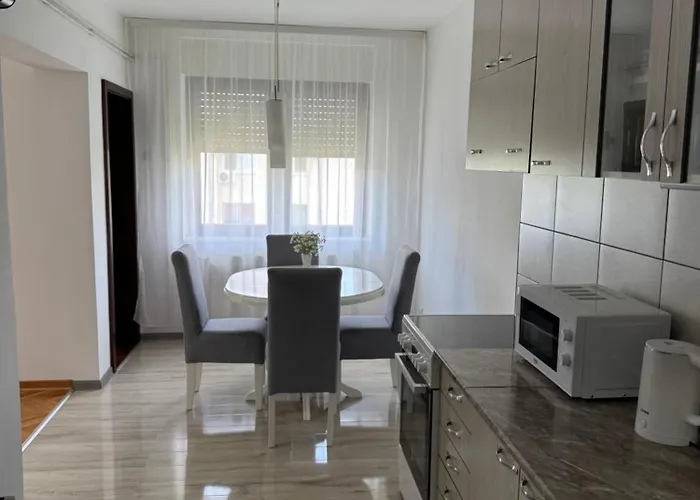 Stan Na Dan شقة *